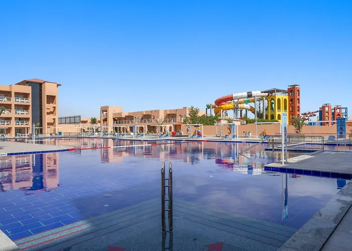 نيفرلاند سيتي - بيكالباتروس 5* الغردقة